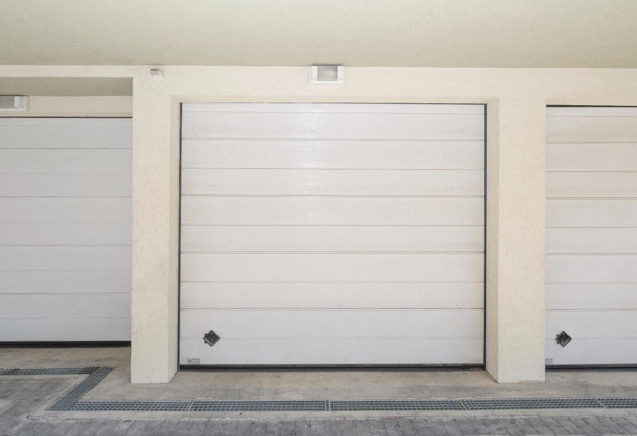 Luxury Apartment Purple Summer Sea View Makarska Exterior photo